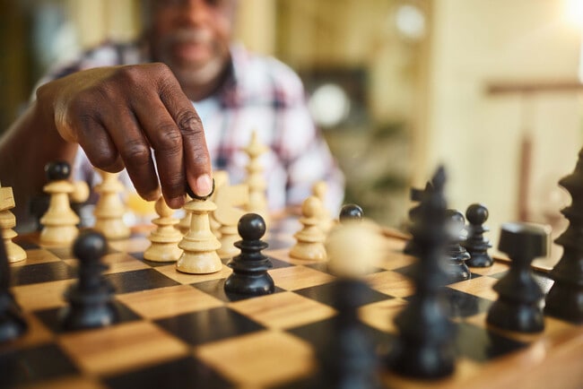 Windrose-Apts-Chess - Windrose