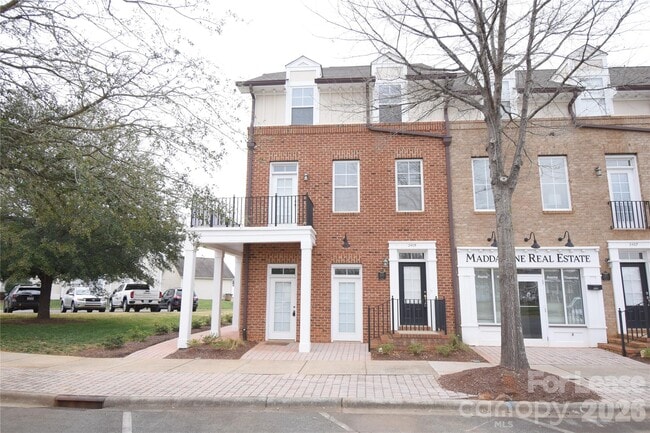 Building Photo - 2405 Bonterra Blvd