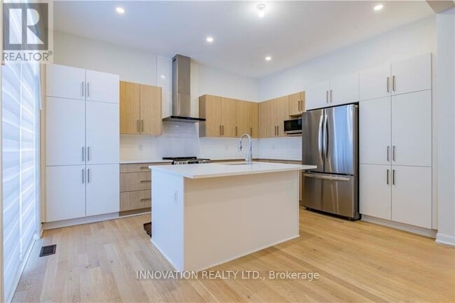 Photo - 133 Maynooth Ct