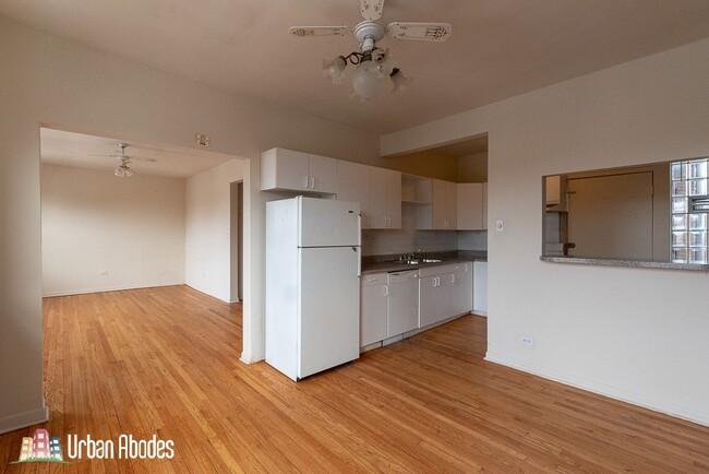 Photo - 4224 N Paulina St Unit A08C