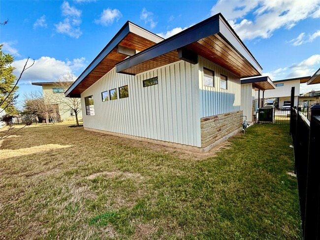 Photo - 416 Starlight Vlg Lp