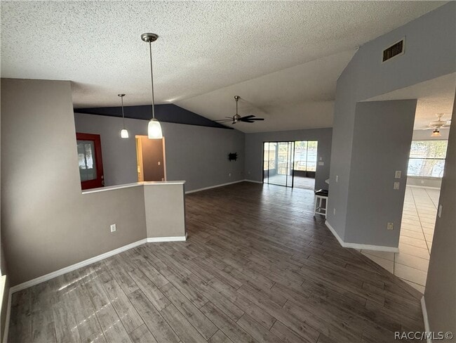 Photo - 2235 W Springlake Dr