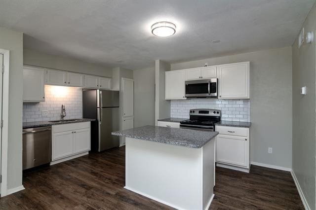 Building Photo - 8045 W Elizabeth Ln Unit 223 Rental
