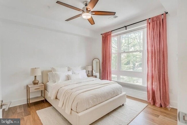 Photo - 2331 15th St NW Unit 205-N