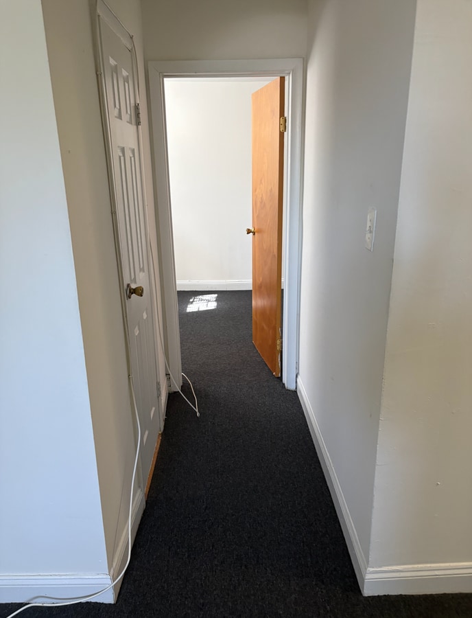 Photo - Chester Lynne Apartments