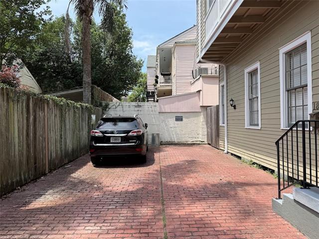 Photo - 1618 Philip St