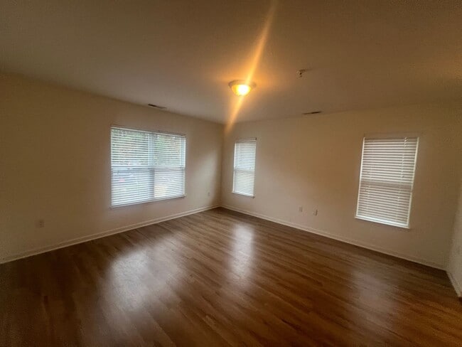 Photo - Central Wilmington, ground floor end unit, large 2 BR with porch(The Gardens)