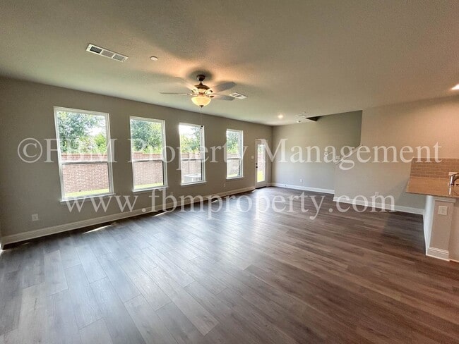 Photo - 2133 Layla Dr