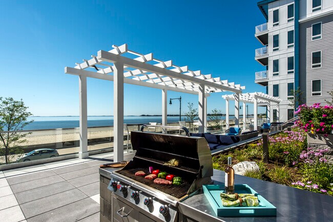 Beach House Apartments