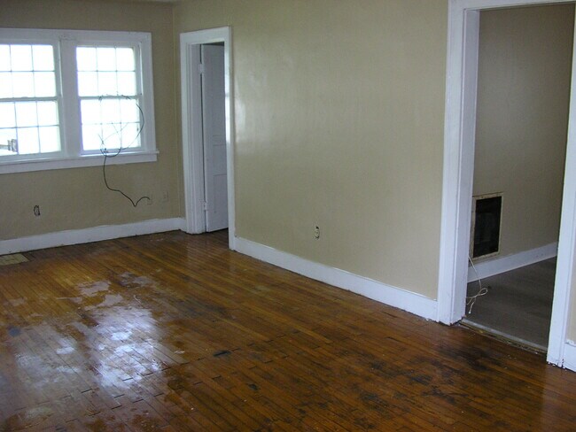 Photo - 1204 Fair St