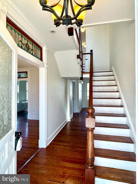 Photo - 508 E Main St