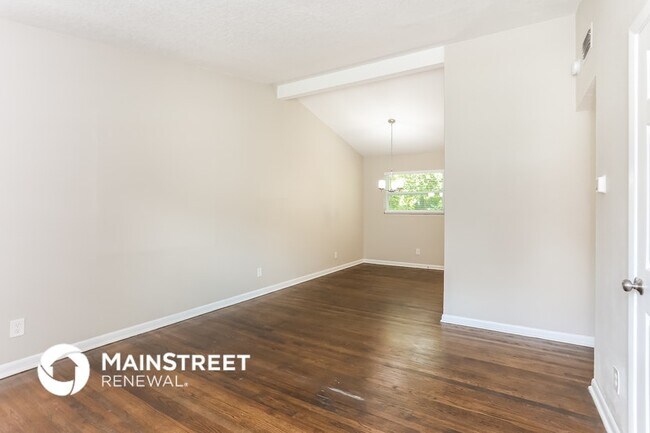 Photo - 7806 Delaroche Dr