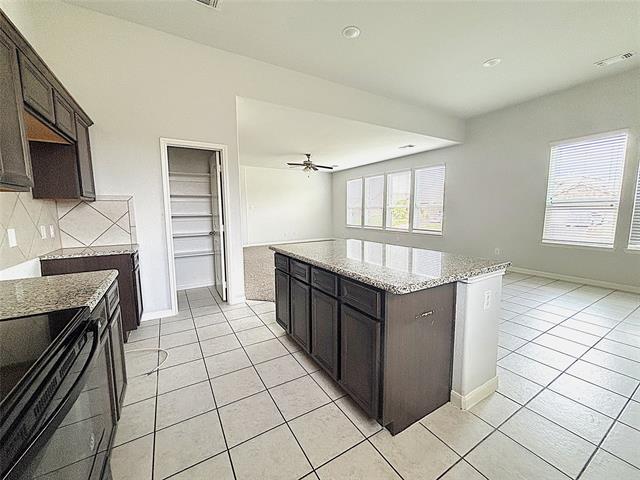 Photo - 9470 Smoke Tree Dr