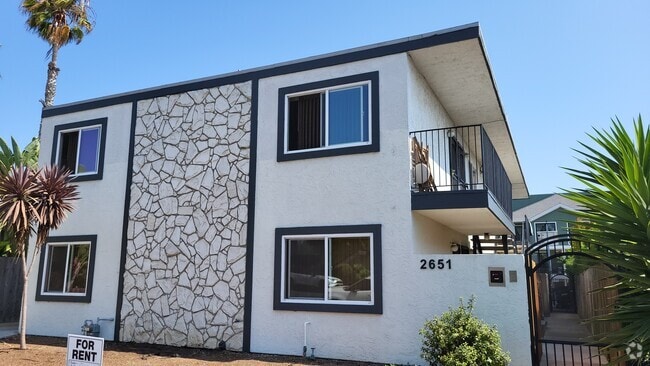 Building Photo - 2651 A St Rental