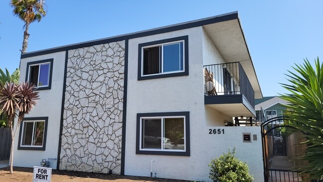 Building Photo - 2651 A St Rental