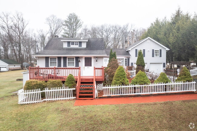 Building Photo - 63 Walker Valley Rd Rental