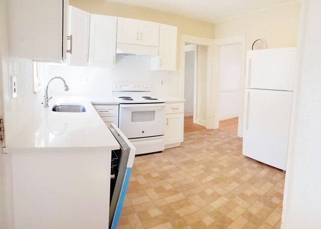 Photo - 21 Glenellen Rd Unit 1