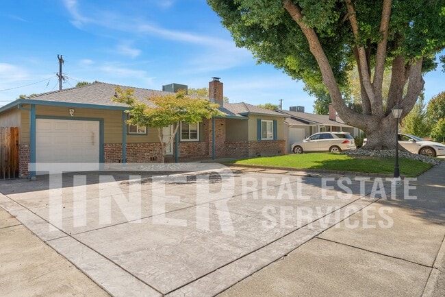 1107 Meadow Rd