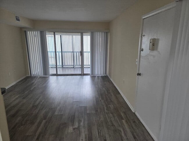 Photo - 8605 Huron Ct Unit 34