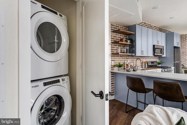 Photo - 2401 Frankford Ave Unit 3B