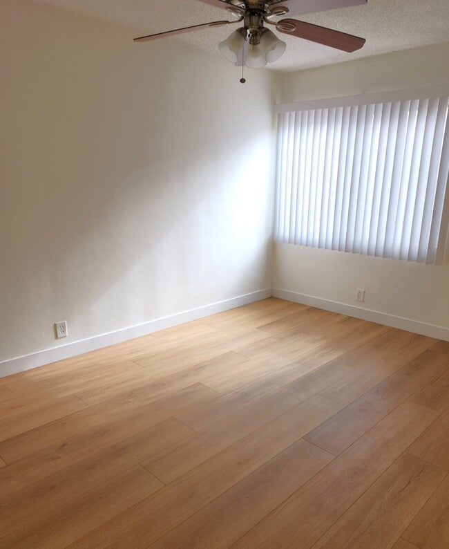 Photo - 1133 N Hacienda Pl