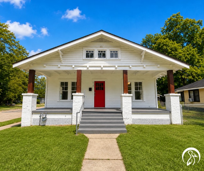 Building Photo - Beautifully Updated 3 Bedroom Home for Rent in West Monroe Near Antique Alley