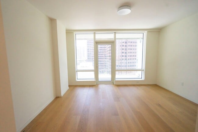 Photo - Spacious Studio Available Now!