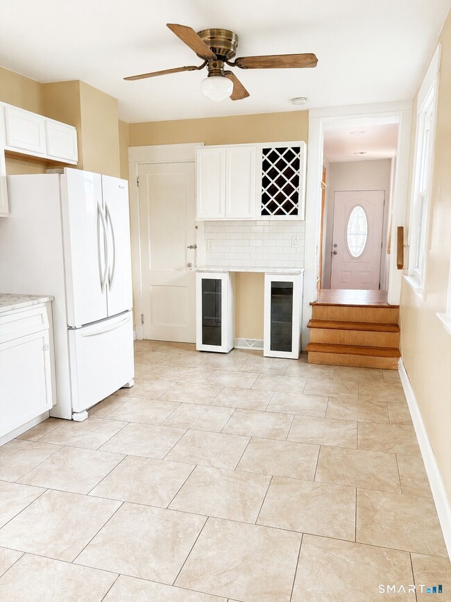 Photo - 400 Treadwell St