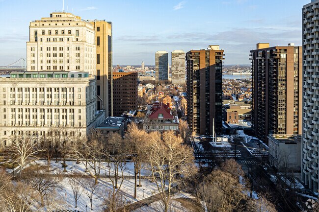 Photo - Lippincott Bldg