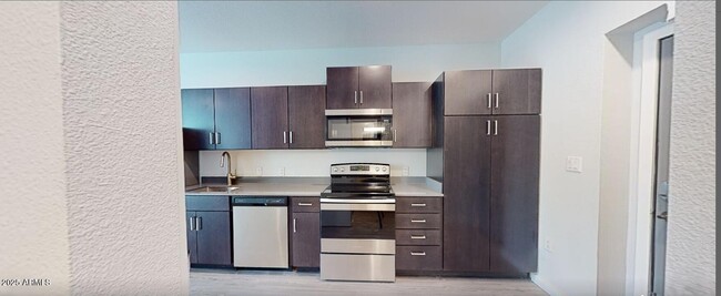 Photo - 6025 W Thomas Rd Unit St