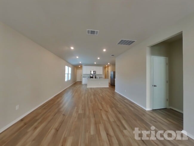 Photo - 3525 Stride Ln