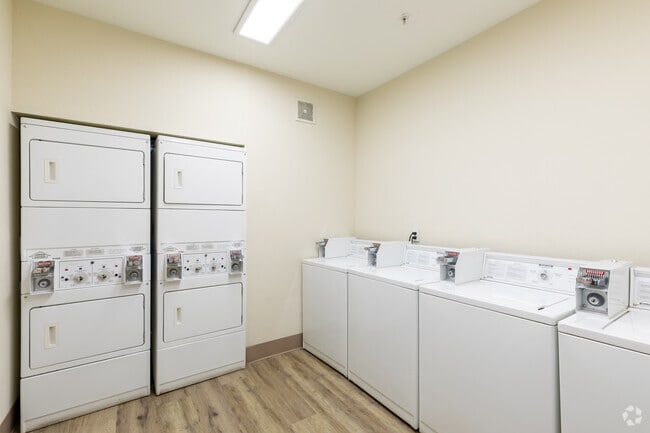 Laundry Room - Sable Ridge Senior Residences South
