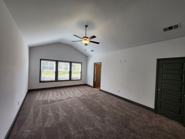 Photo - 5814 Whispering Pnes Wy