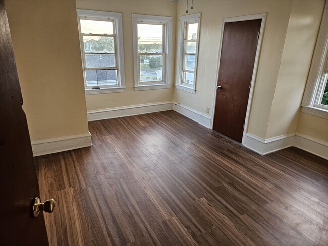 Building Photo - 26 Marchand St Unit 3