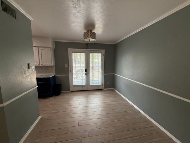 Photo - 130 Mimosa Pl