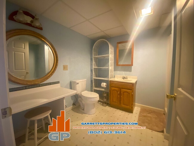 Building Photo - 193 Browns River Rd Unit 2