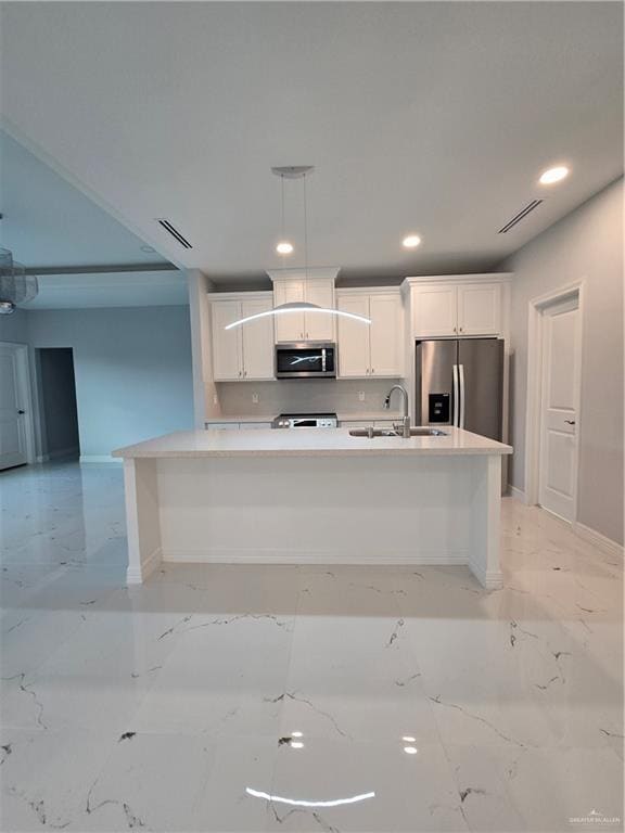 Photo - 11 E St
