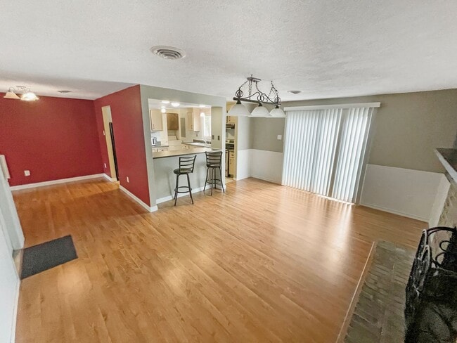 Photo - Beautiful 3-Bedroom, 1.5-Bath Rancher on C...