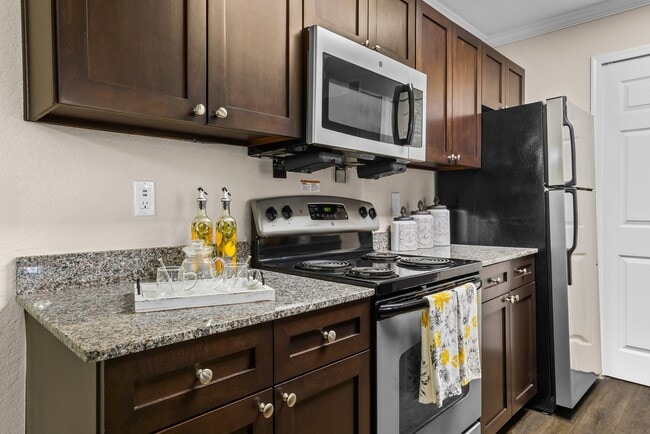 The Landings at Boot Ranch | Palm Harbor FL | Model Kitchen
