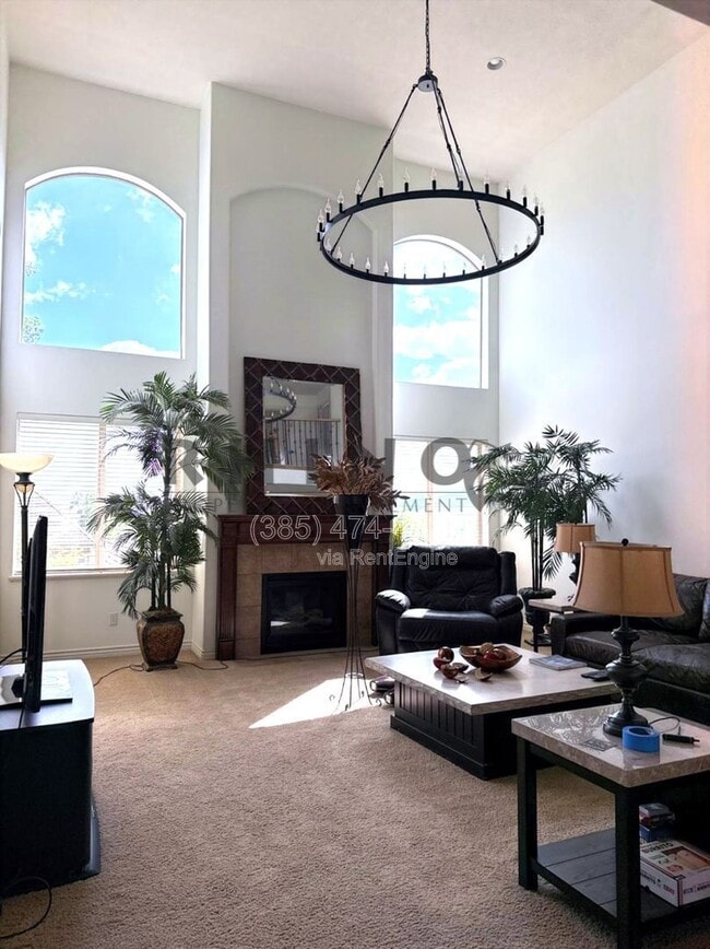 Photo - 2251 Pebblestone Ln W