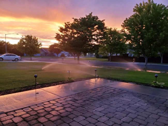 Photo - 1353 E Raymond Dr