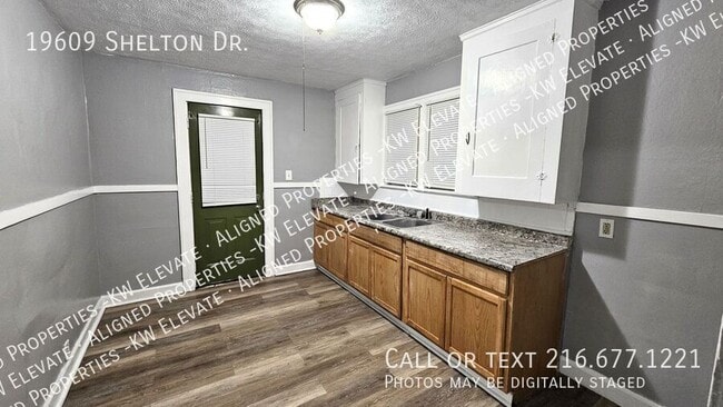 Photo - 19609 Shelton Dr