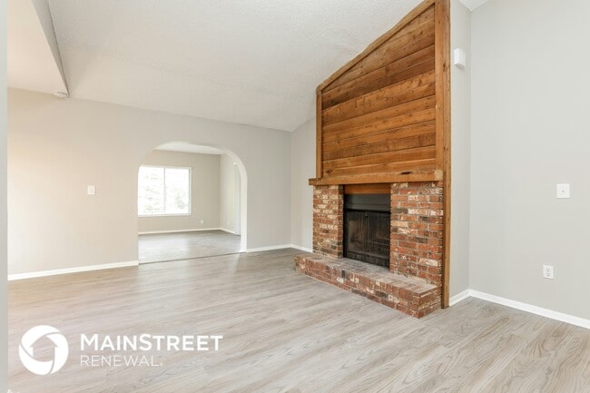 Photo - 105 Whispering Pines Ct