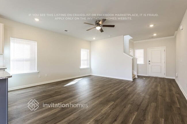 Photo - 211 White Flds Ave