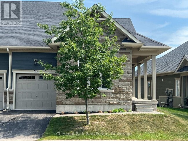 Photo - 82 Kari Cres