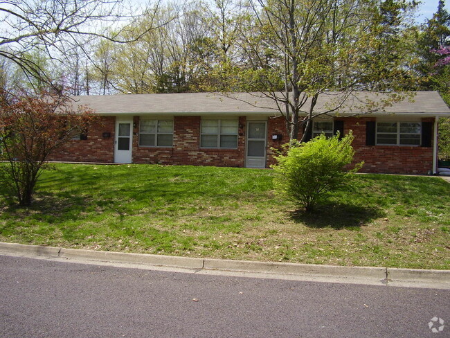 Building Photo - 1011-1013 Duke Unit 1013 Rental