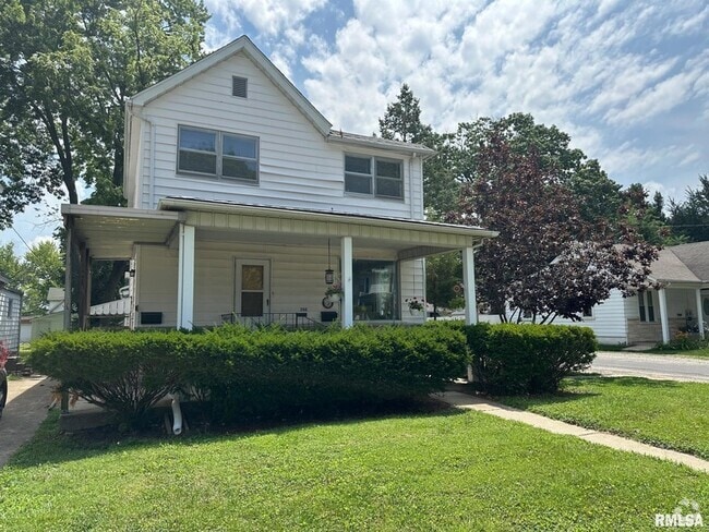 Building Photo - 202 N State St Rental
