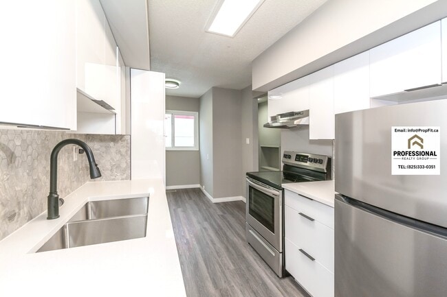 Photo - 116 Centennial Crt NW