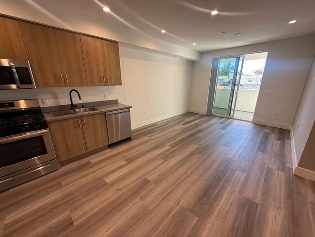 11155 Huston St Unit 503