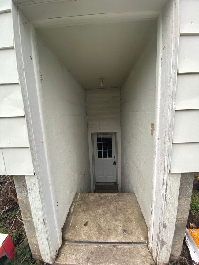 Photo - 805 6th St Unit Downstairs